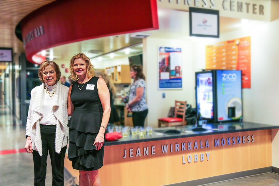 Image of Jeane Wirkkala Moksness lobby