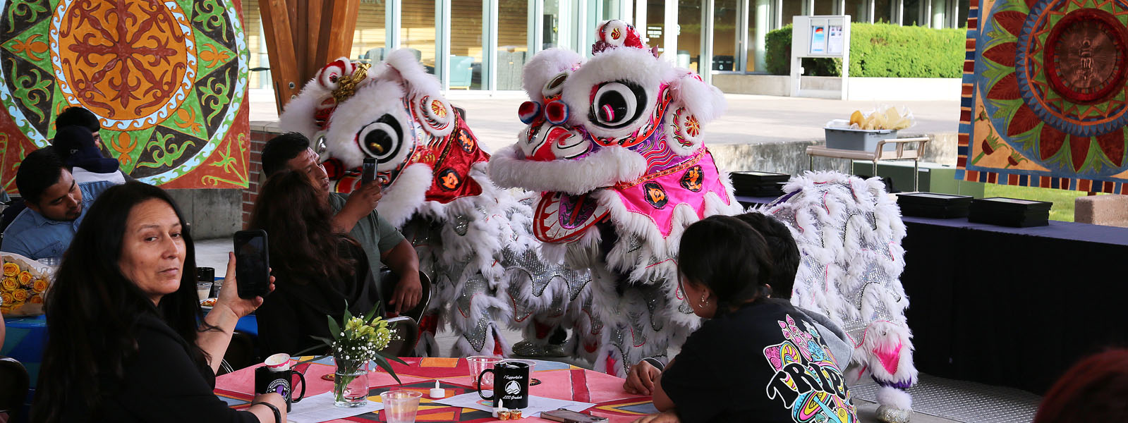 Spring Quarter has started, which means graduation is coming soon. Below we look back at last year’s Multicultural Graduation Night, a celebration for students with multicultural backgrounds and identities.