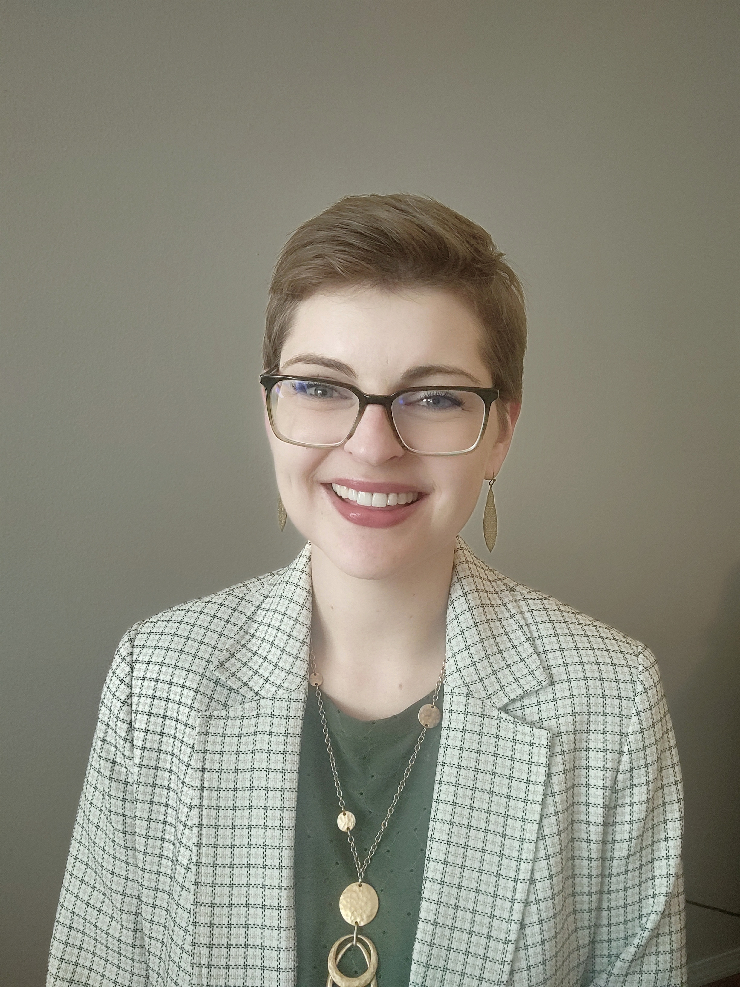 Andie Ingram headshot